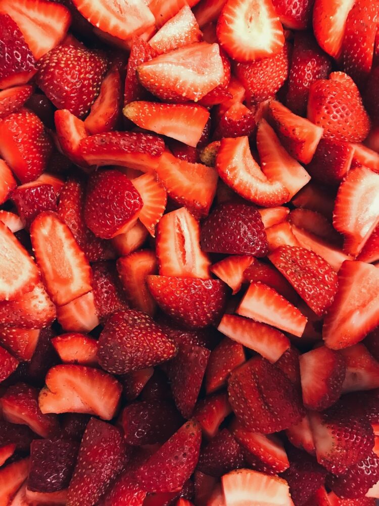 Quand on peut enlever la paille sur les fraise ?