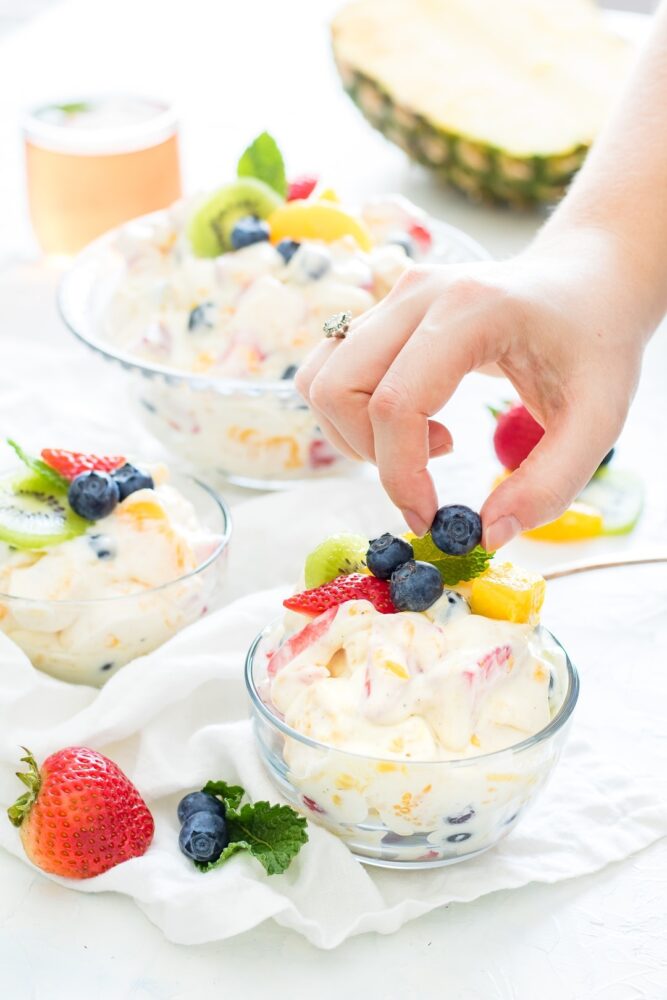 Quel gâteau pour accompagner une salade de fruits ?